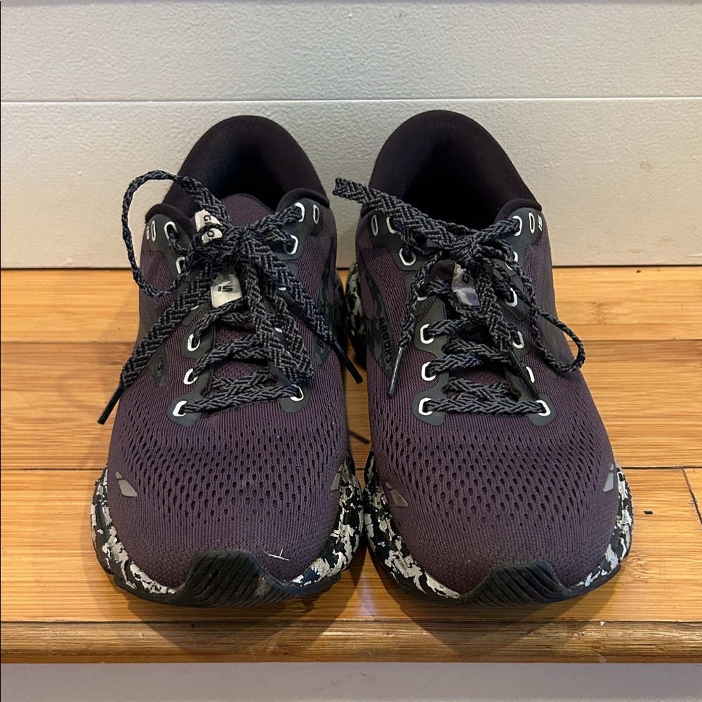 Brooks Ghost 15 Women's Running Shoes in Black